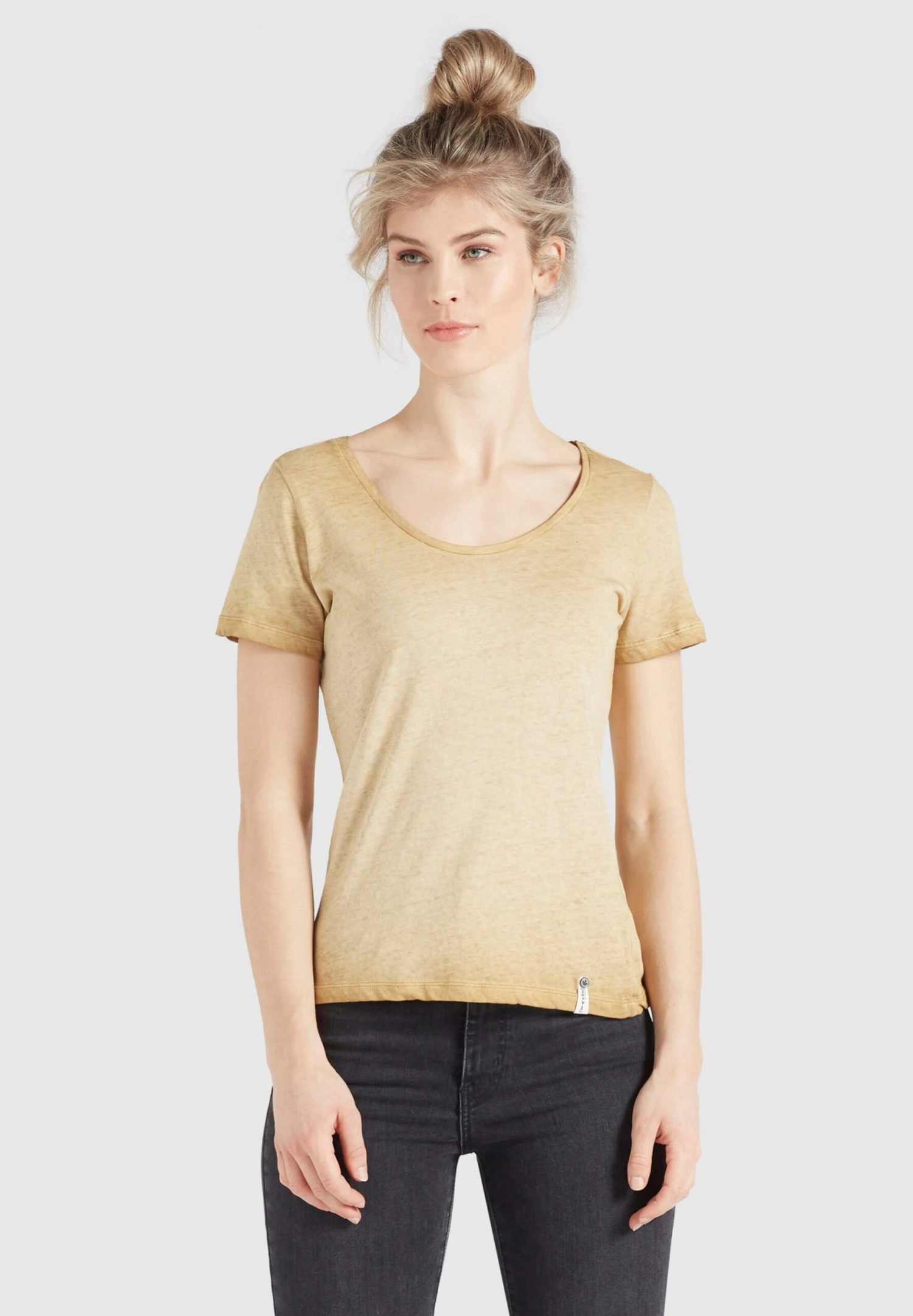 Khujo T-shirts T-shirt PERGOLA Femme Jaune Clair 4 Khujo T-shirts T-shirt PERGOLA Femme Jaune Clair - Image 2