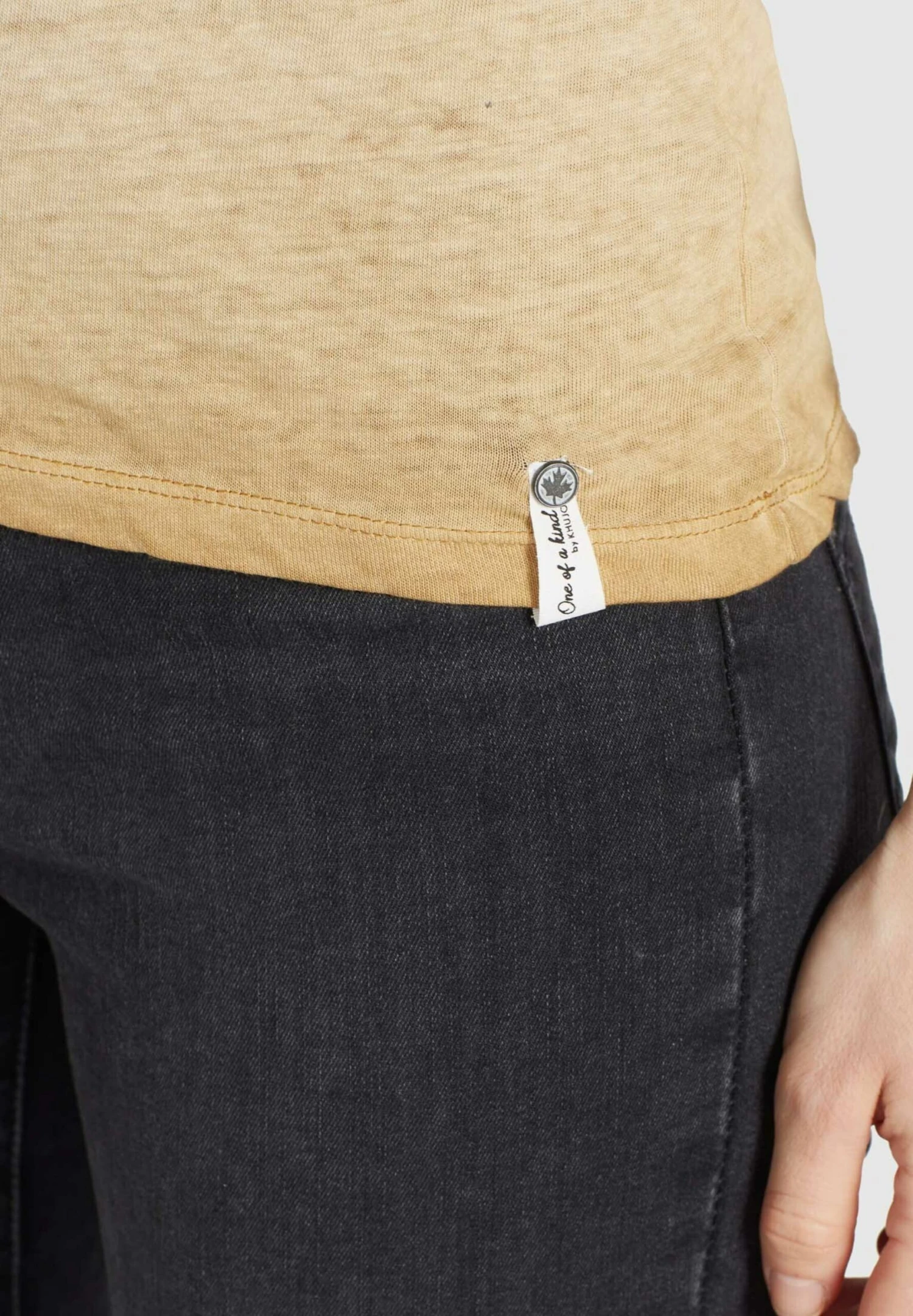 Khujo T-shirts T-shirt PERGOLA Femme Jaune Clair 9 Khujo T-shirts T-shirt PERGOLA Femme Jaune Clair - Image 7