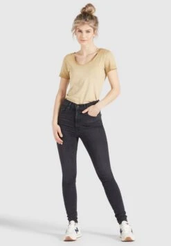 Khujo T-shirts T-shirt PERGOLA Femme Jaune Clair 12 Khujo T-shirts T-shirt PERGOLA Femme Jaune Clair -Khujo a58dc780760d44ee75c774e2894f191b