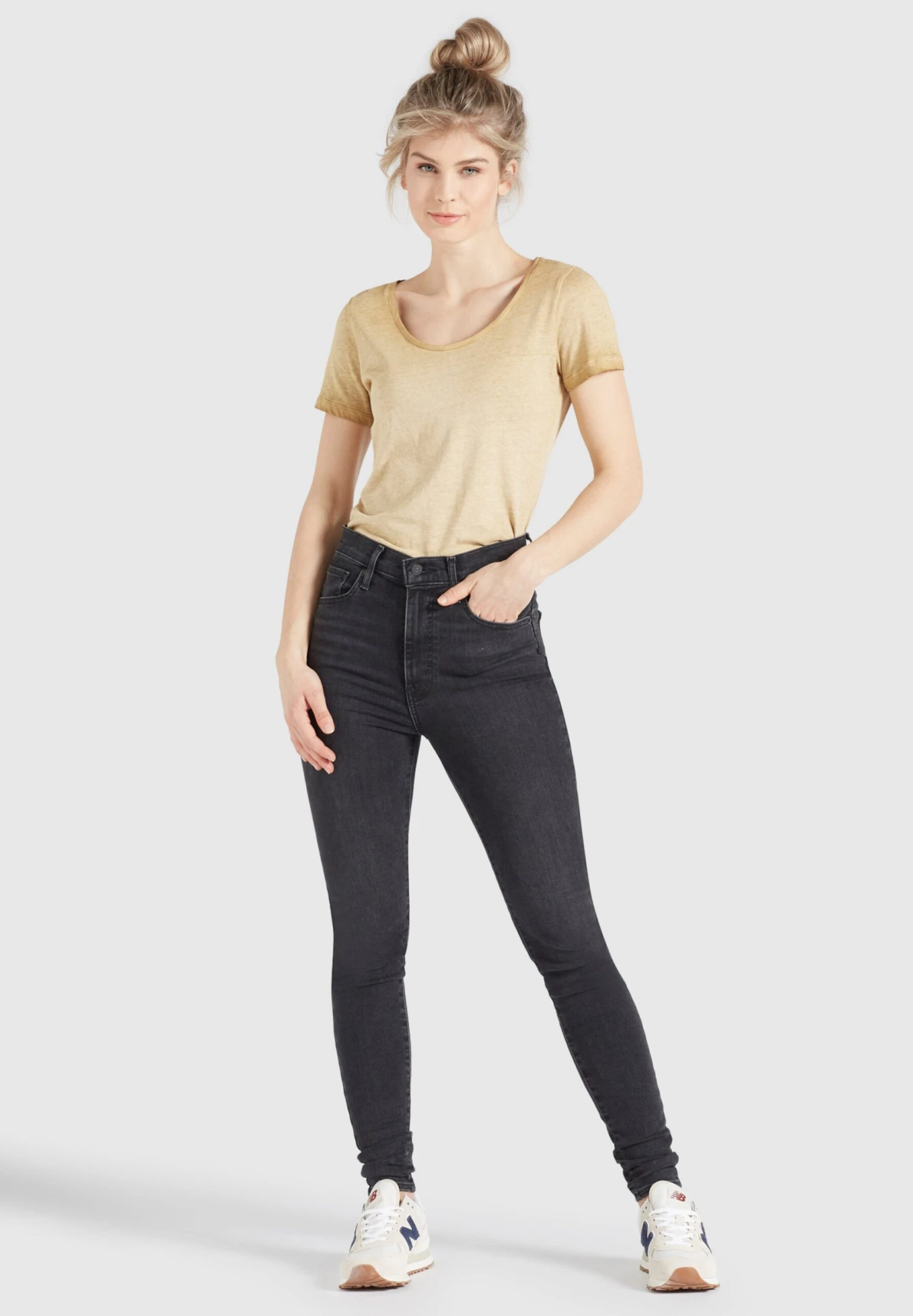 Khujo T-shirts T-shirt PERGOLA Femme Jaune Clair 5 Khujo T-shirts T-shirt PERGOLA Femme Jaune Clair - Image 3