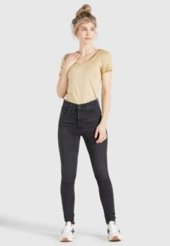 Khujo T-shirts T-shirt PERGOLA Femme Jaune Clair 15 Khujo T-shirts T-shirt PERGOLA Femme Jaune Clair -Khujo d4ccf2e0fdf64304f3168c5086a30339