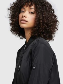 Khujo Vestes De Mi-saison Veste Mi-saison Stence2 Femme Noir -Khujo eef6c8f59c77ecfc2b58949a07de5616